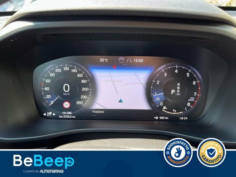 Volvo XC40 2.0 T4 MOMENTUM AWD GEARTRONIC