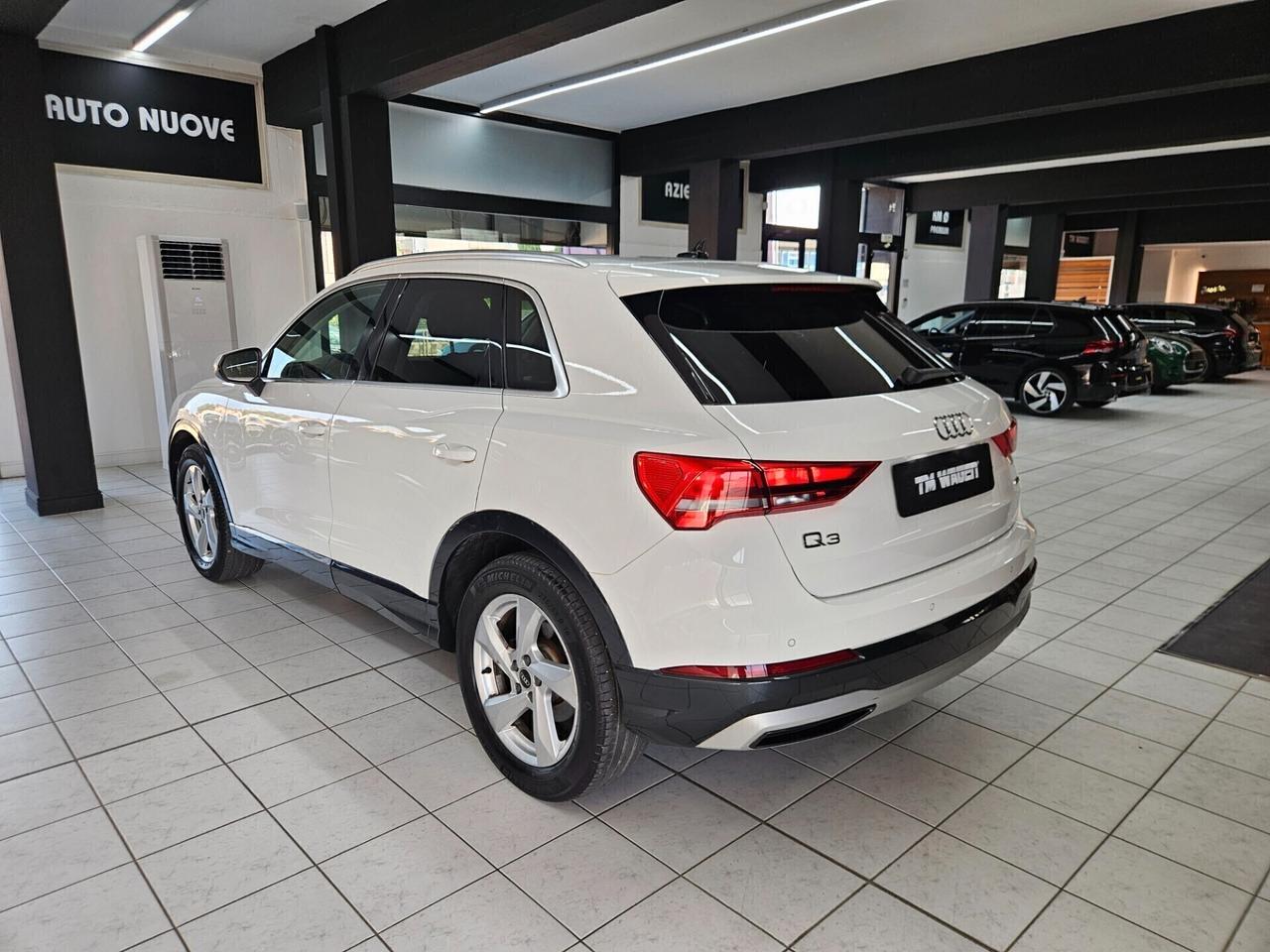 Audi Q3 35 2.0 tdi Business quattro s-tronic