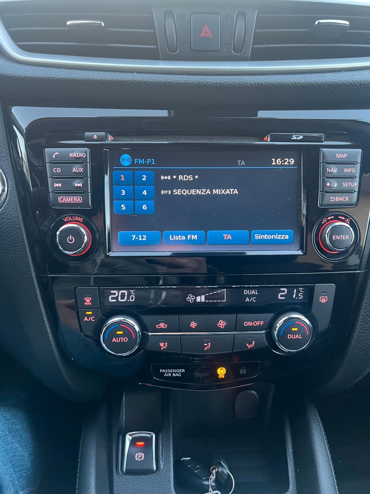 Nissan Qashqai 1.5 dCi Tekna