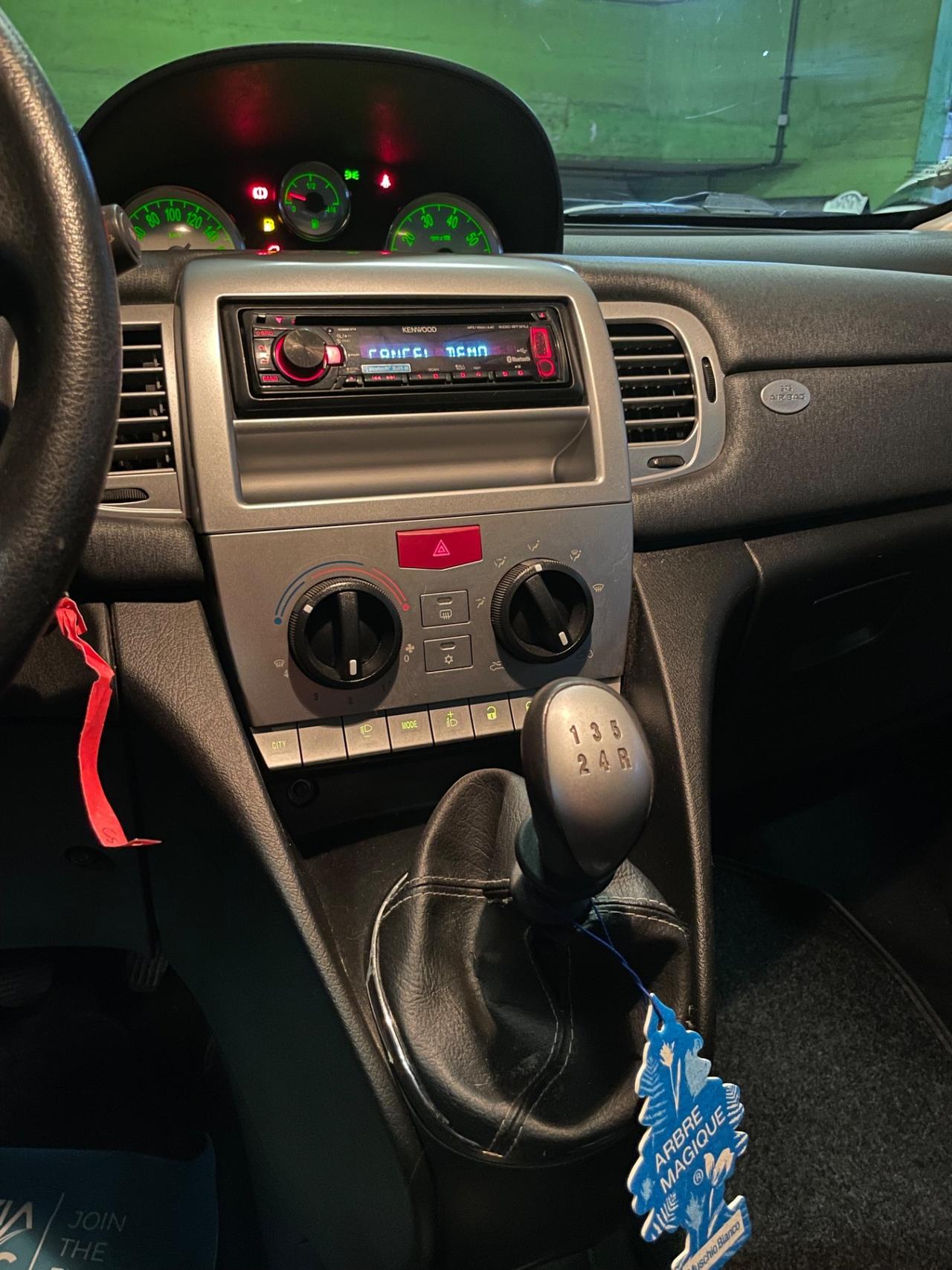 Lancia Ypsilon 1.2 Neopatentati Euro 5