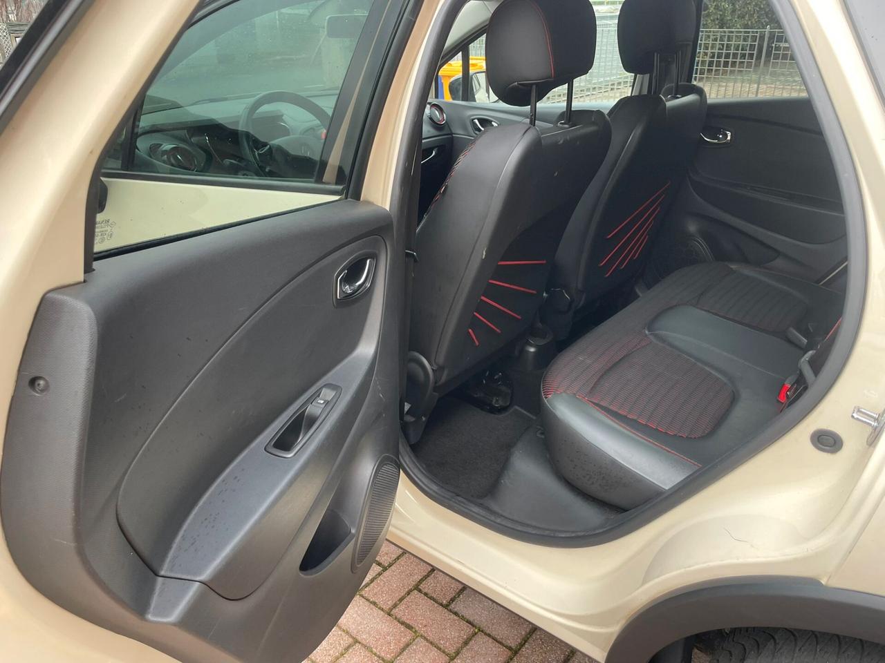 Renault Captur 1.5 dCi 8V 90 CV Project Runway ok neopatentati