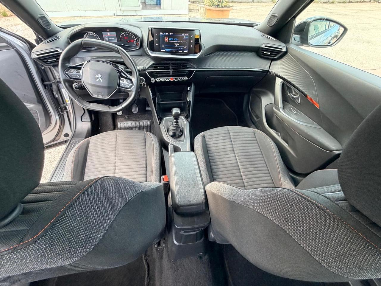 Peugeot 2008 1.2 PureTech 100 cv