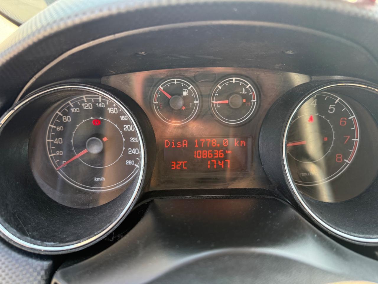 Fiat Bravo 1.4 Dynamic BENZINA OK NEOPATENTATI
