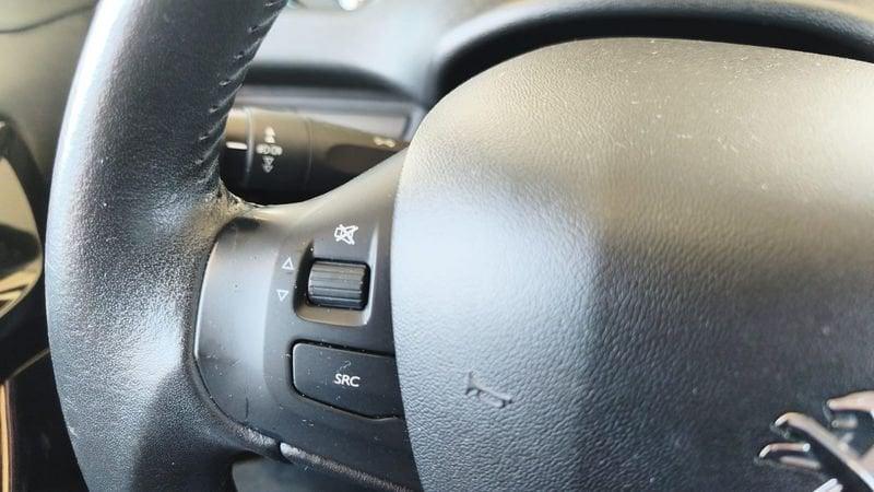 Peugeot 208 208 5p 1.2 puretech Active gpl 82cv