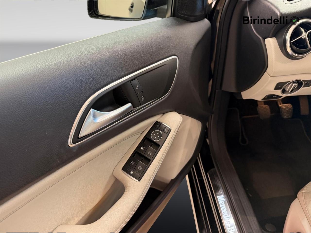 Mercedes-Benz Classe A (W176) - A 180 Sport