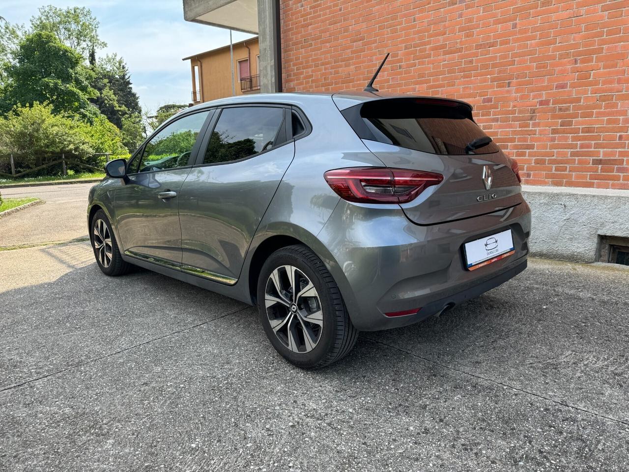 SUBENTRO NOLEGGIO RENAULT CLIO 1.5DCi 100CV