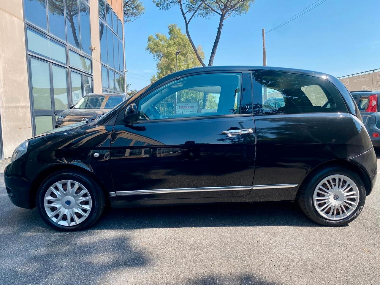 Lancia Ypsilon 1.3 MJT 75 CV Platinum GARANZIA