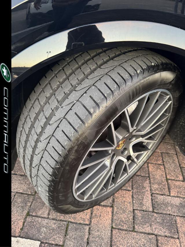 PORSCHE Cayenne Coupé 3.0 V6