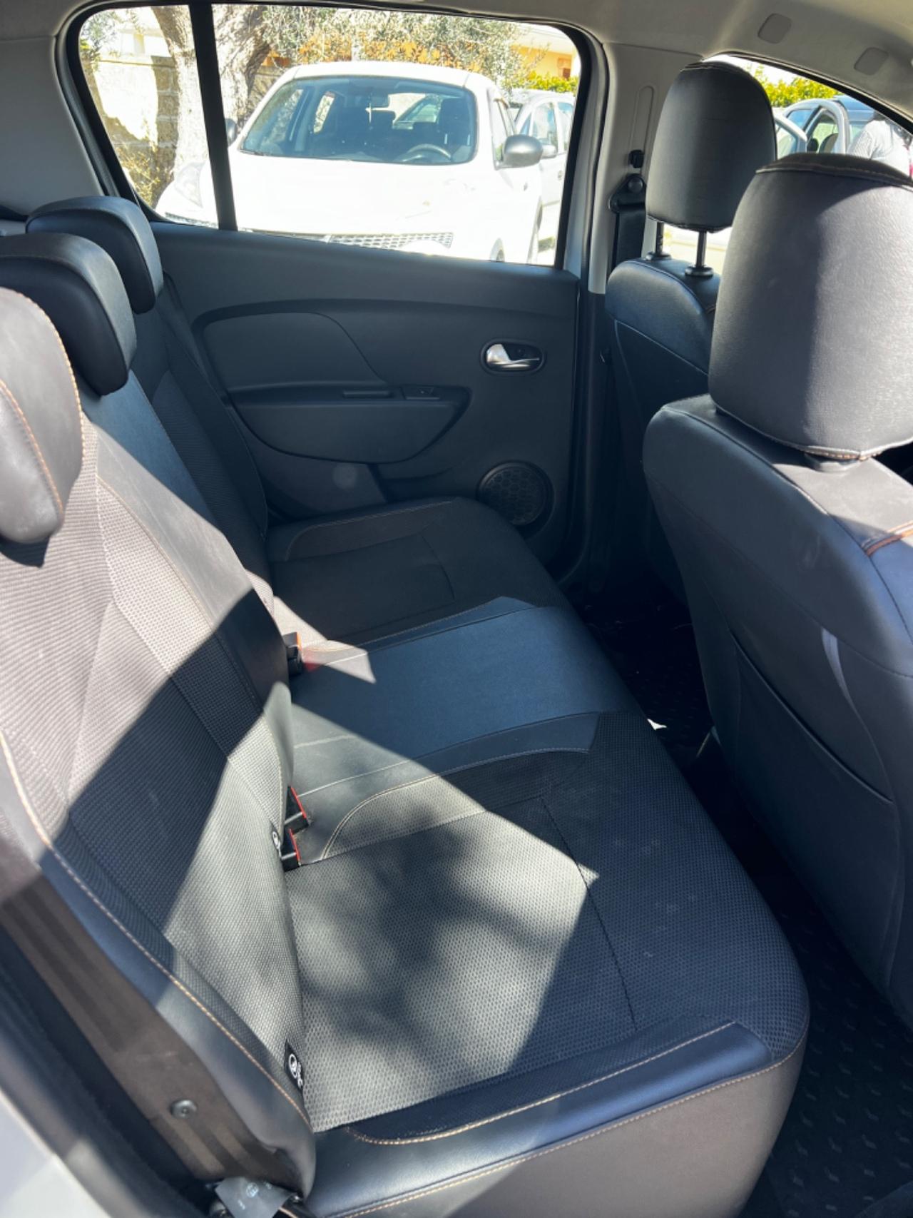 Dacia Sandero Stepway 1.5 dCi 8V 90CV Start&Stop full xfetta!!