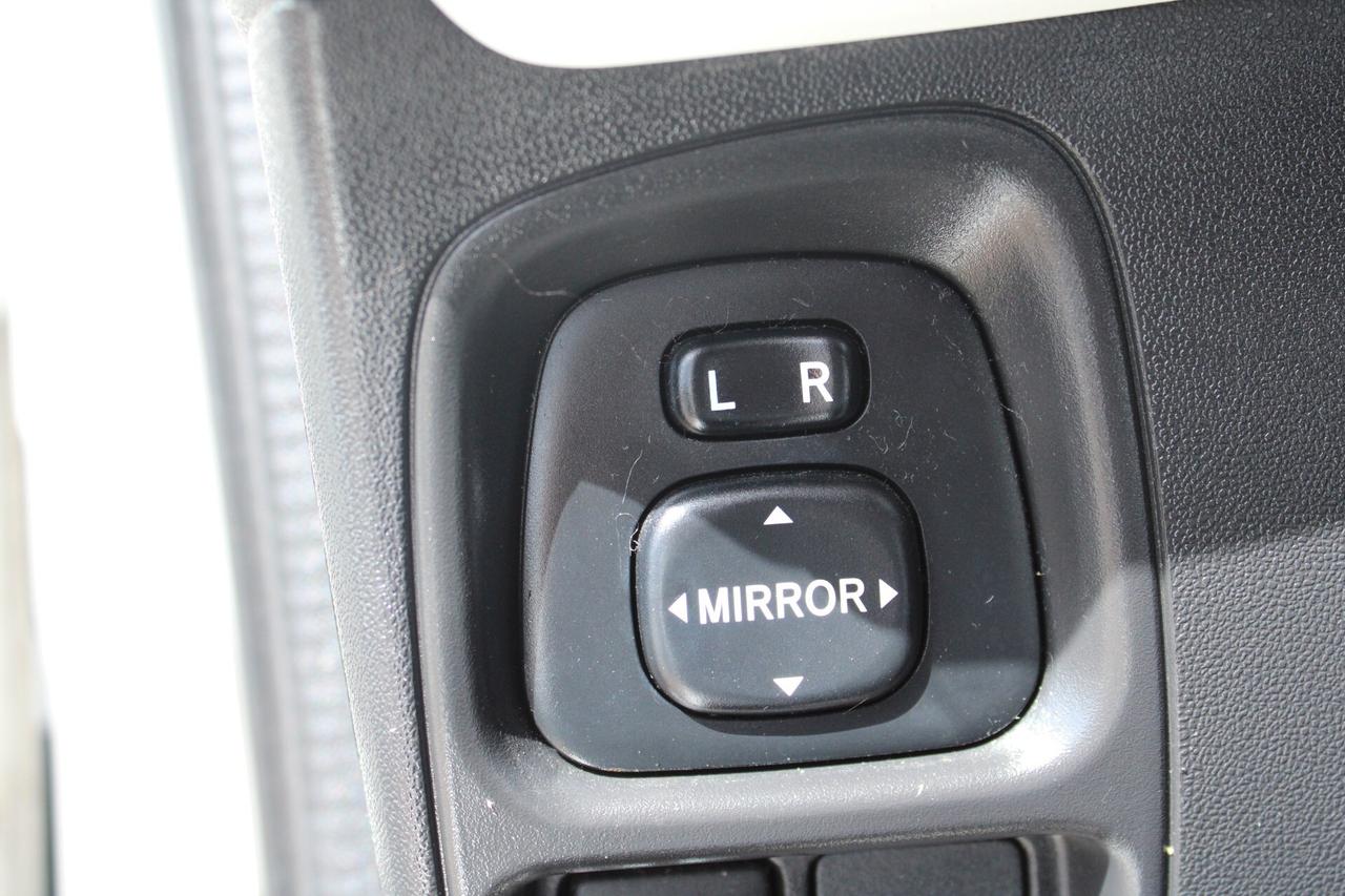 Toyota Aygo 1.0 VVT-i 69 CV 5 porte x-play