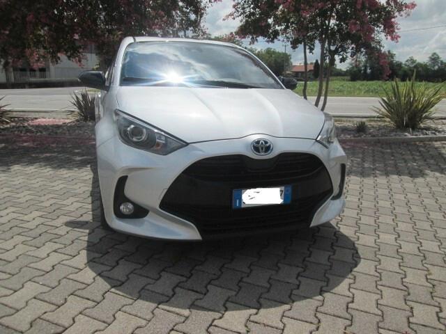 Toyota Yaris 1.5 Hybrid 5 porte Trend