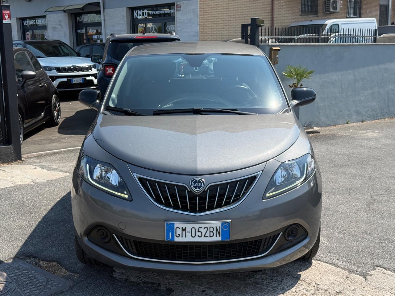 Lancia Ypsilon 1.0 FireFly 5 porte Hybrid Ecochic Silver