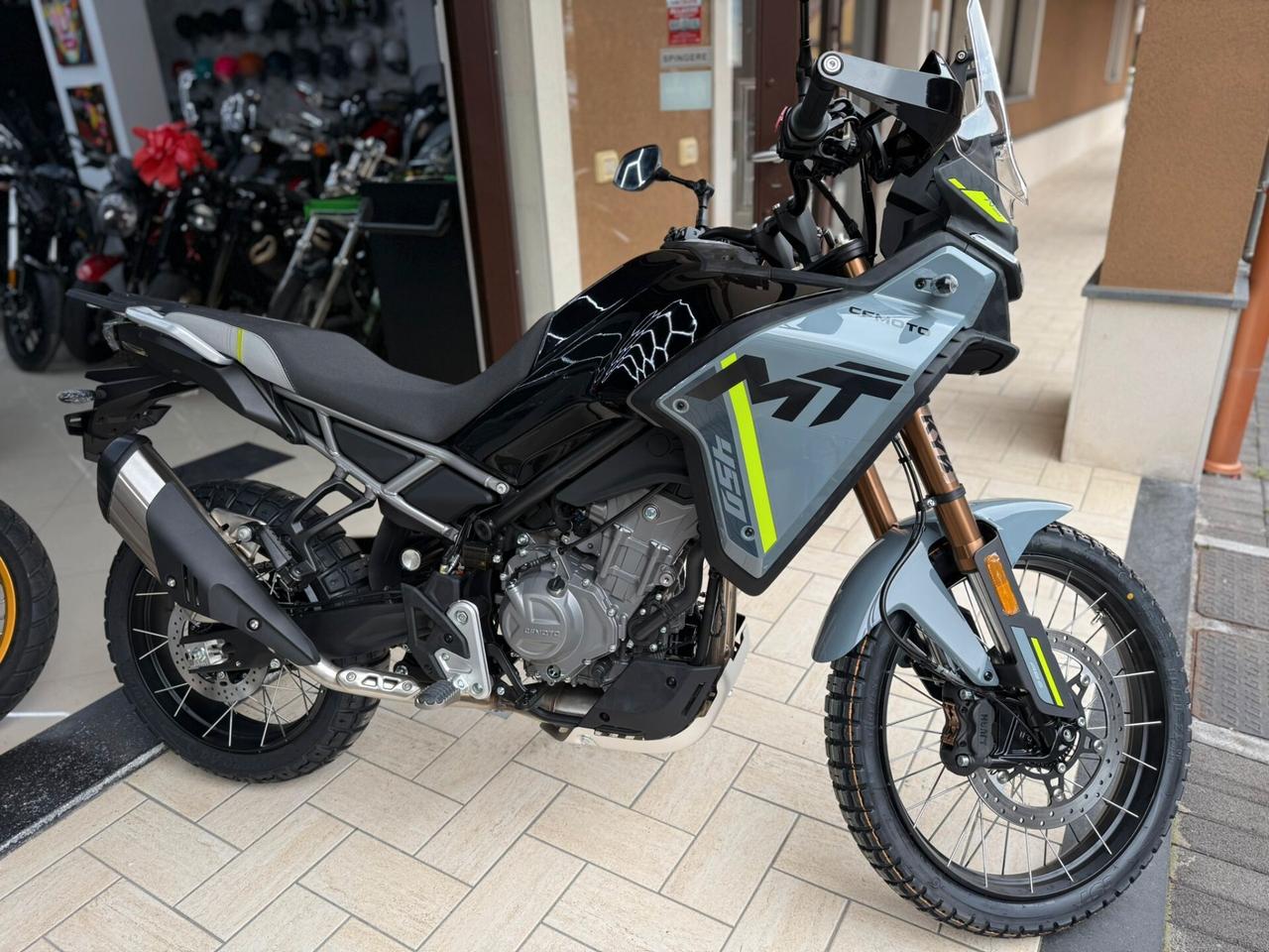 CFMOTO MT450