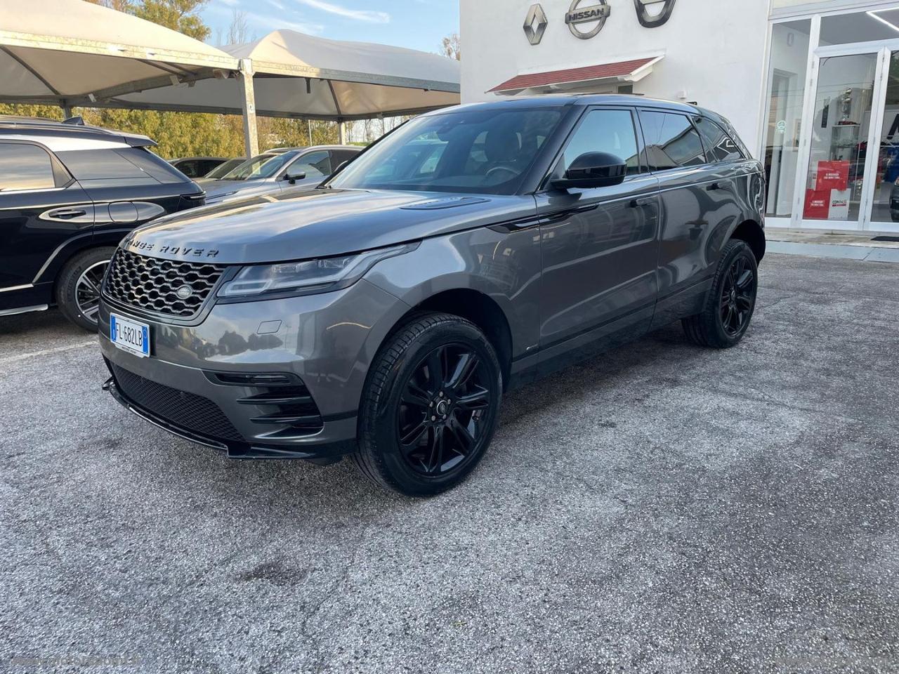 LAND ROVER RR Velar 3.0 V6 SD6 300 R-Dynamic HSE