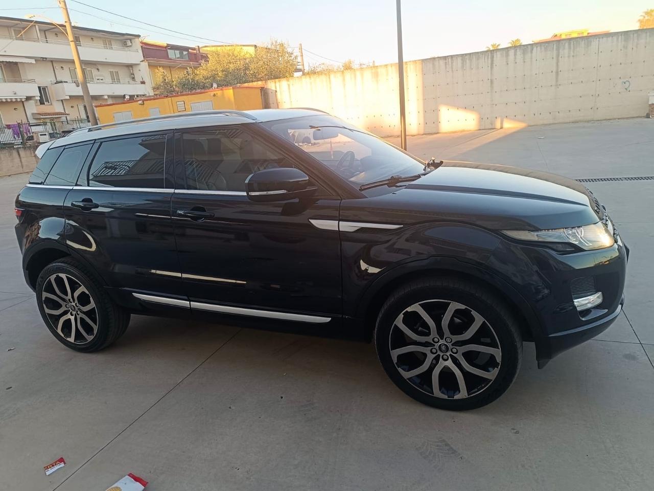 Land Rover Range Evoque 2.2 TD4 5p. Prestige