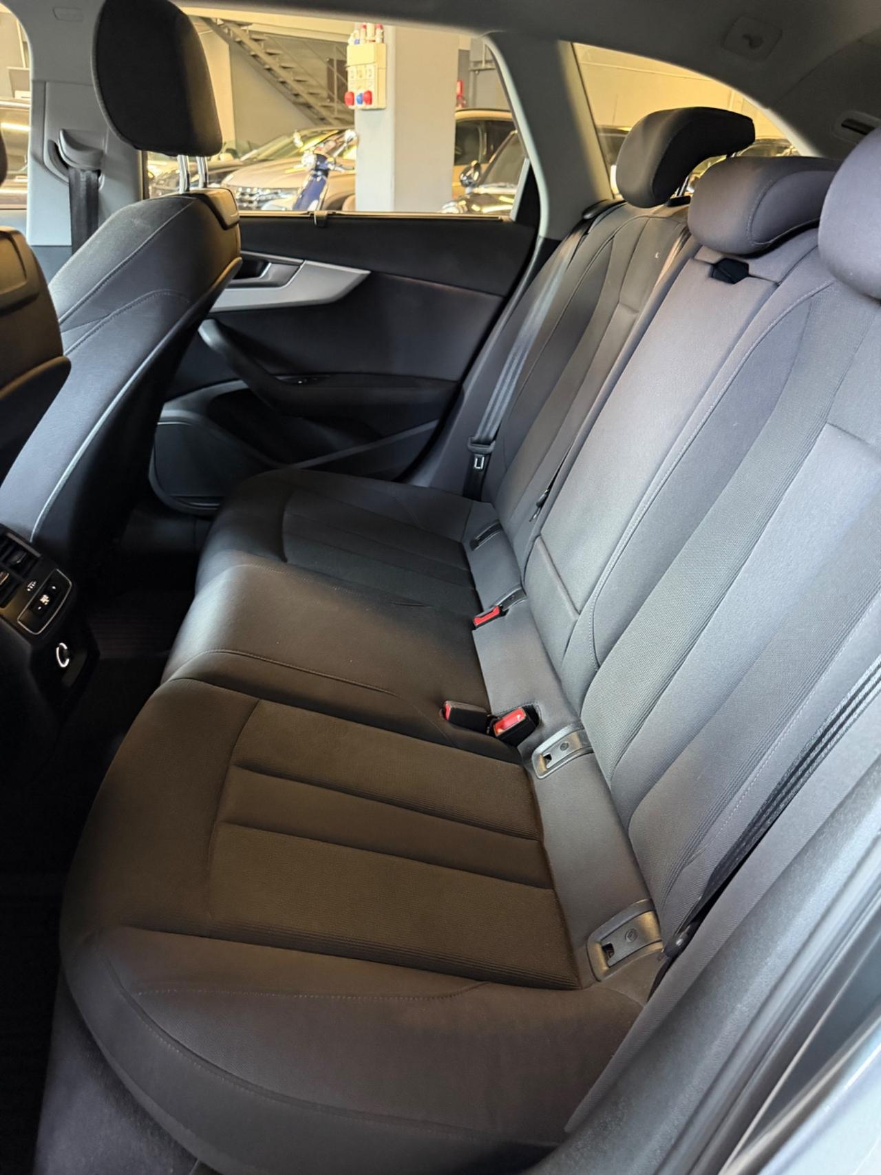 Audi A4 AVANT 2.0 TDI 35 FULLOPT UNICOPR EURO6B