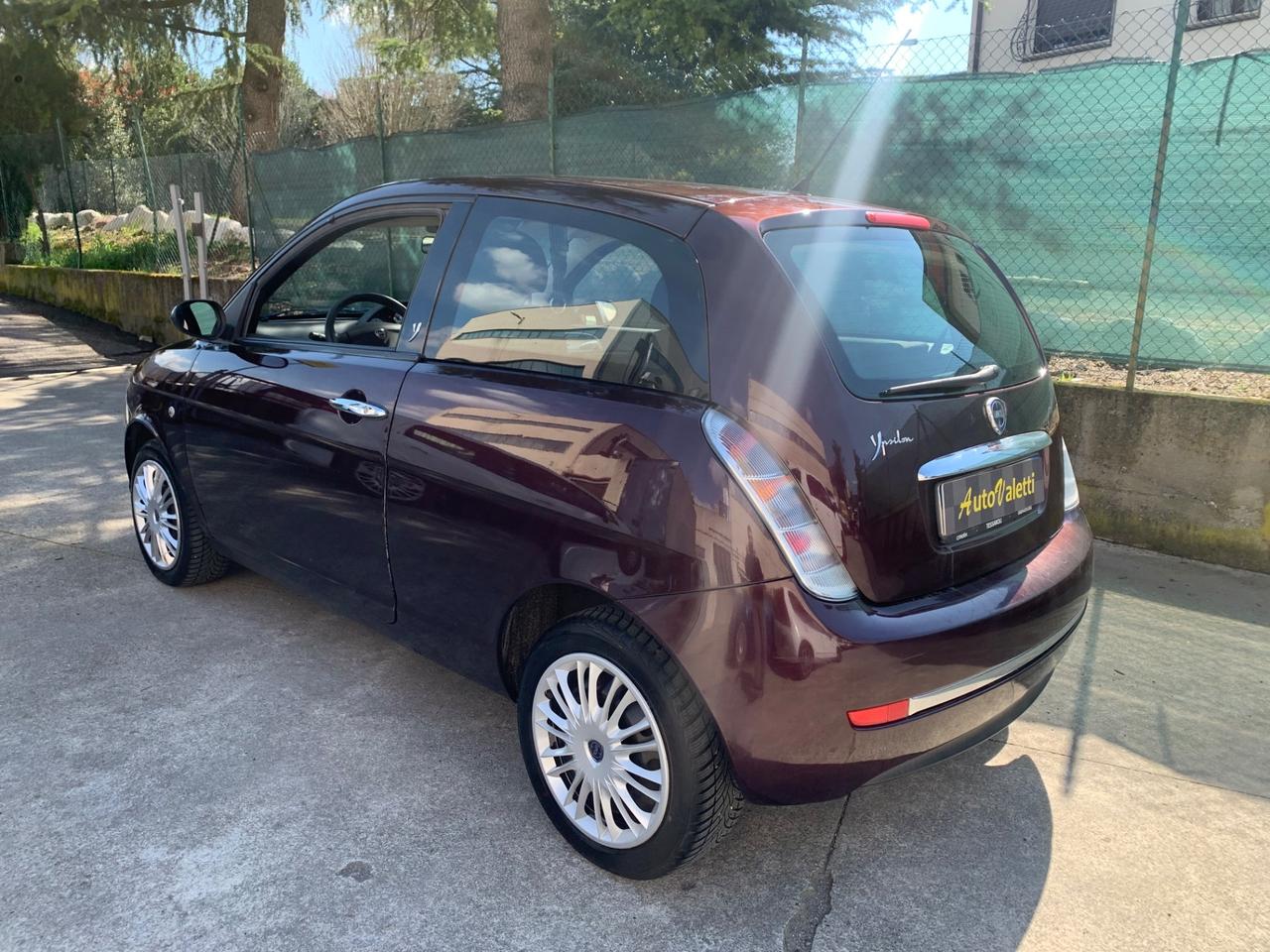 Lancia Ypsilon 1.2 Oro