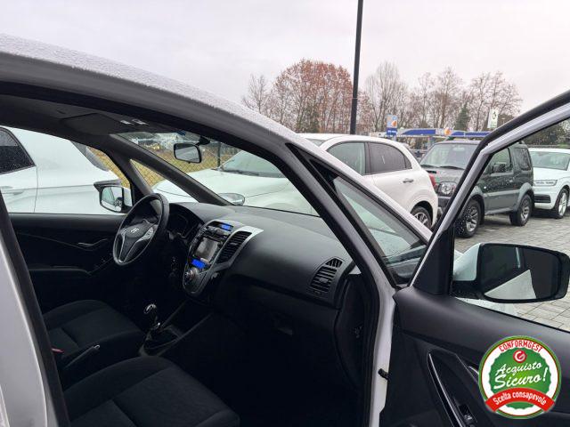 HYUNDAI iX20 XPossible ANCHE PER NEOPATENTATI