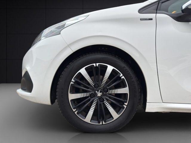 PEUGEOT 208 1° serie BlueHDi 100 S&S 5 porte Signature