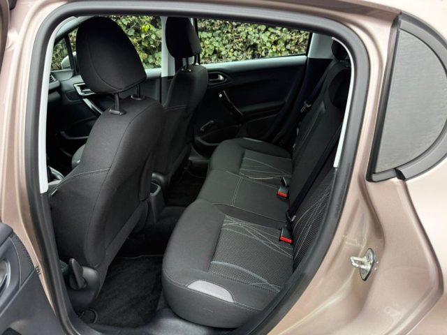 PEUGEOT 208 1.4 8V HDi 68CV 5p. Active NEOPATENTATI - BT - 16