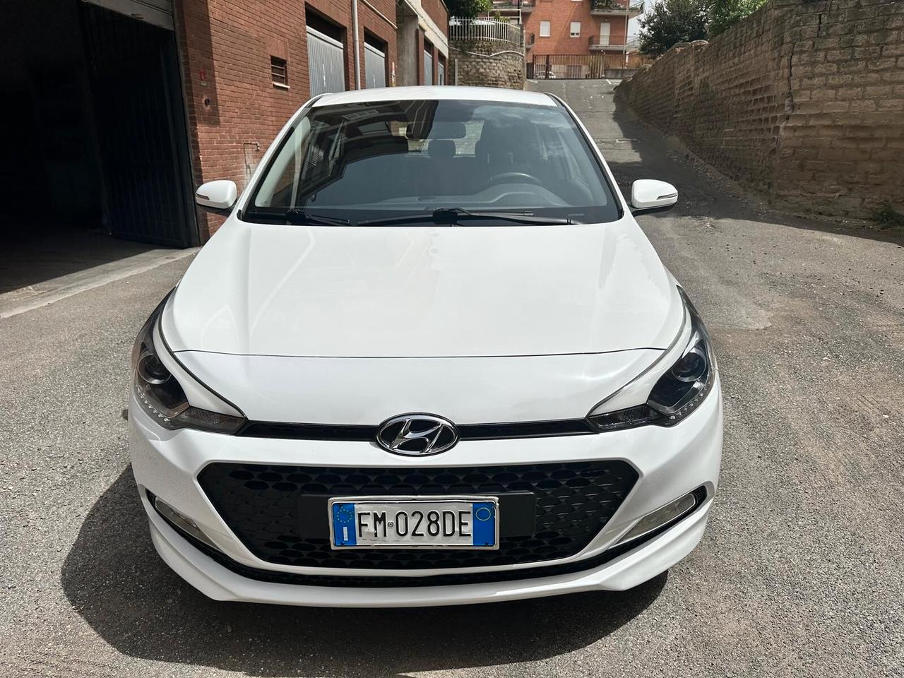 Hyundai i20 *neopatentati* 5porte* unipro