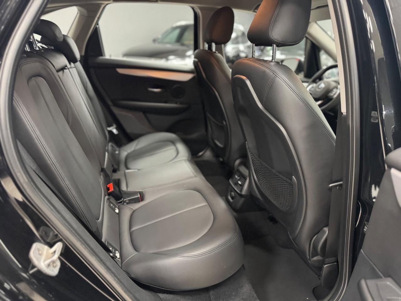 Bmw 2er Active Tourer 218d Sport