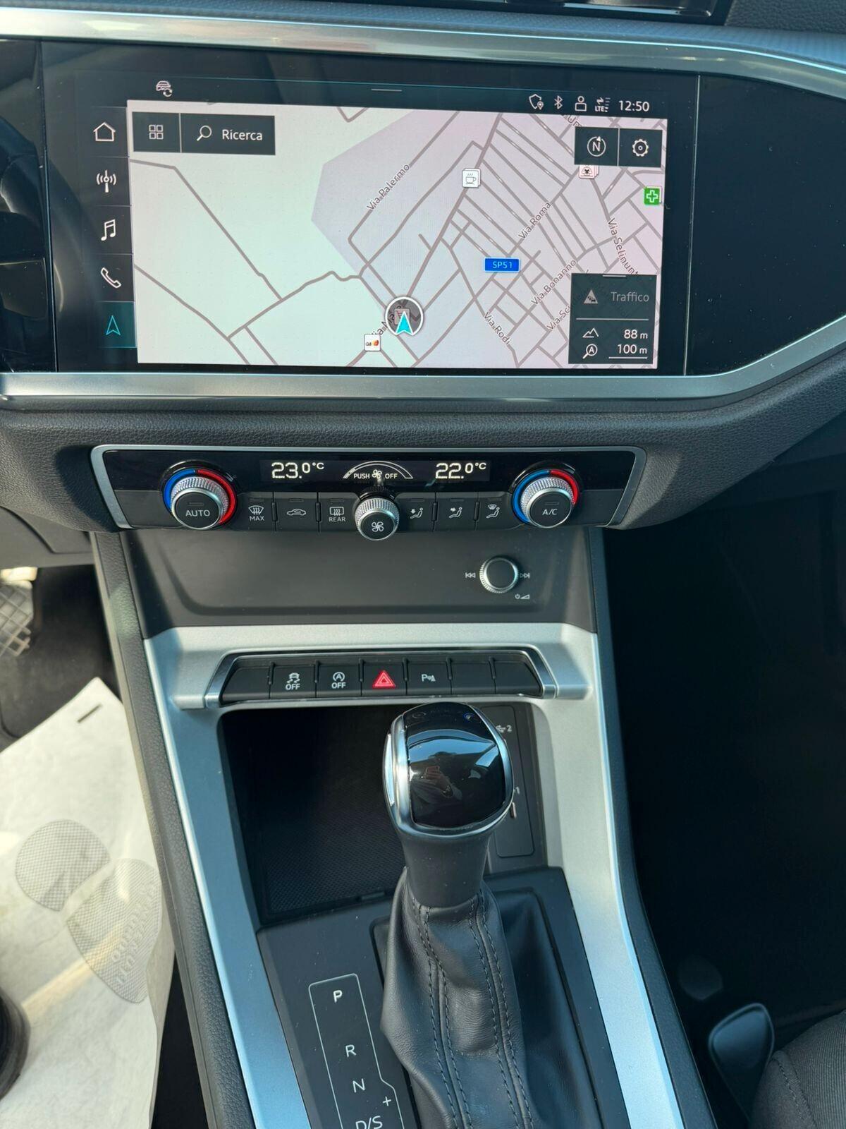 Audi Q3 35 2.0 TDI 150 CV S tronic Business Plus