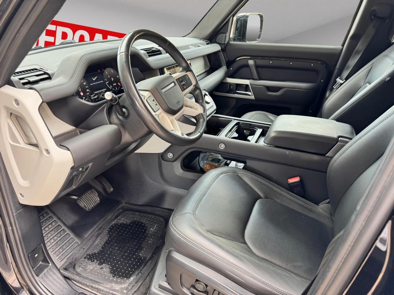 Land Rover Defender 110 3.0D I6 200 CV AWD Auto X-Dynamic SE