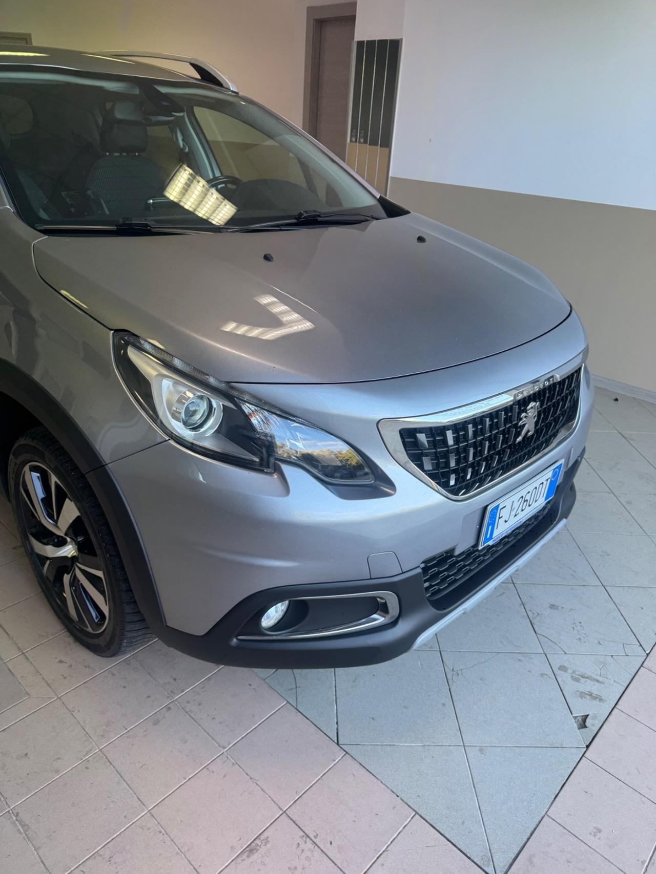 Peugeot 2008 BlueHDi 100 Allure