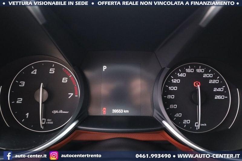 Alfa Romeo Giulia 2.0 Turbo 200CV AT8 Super