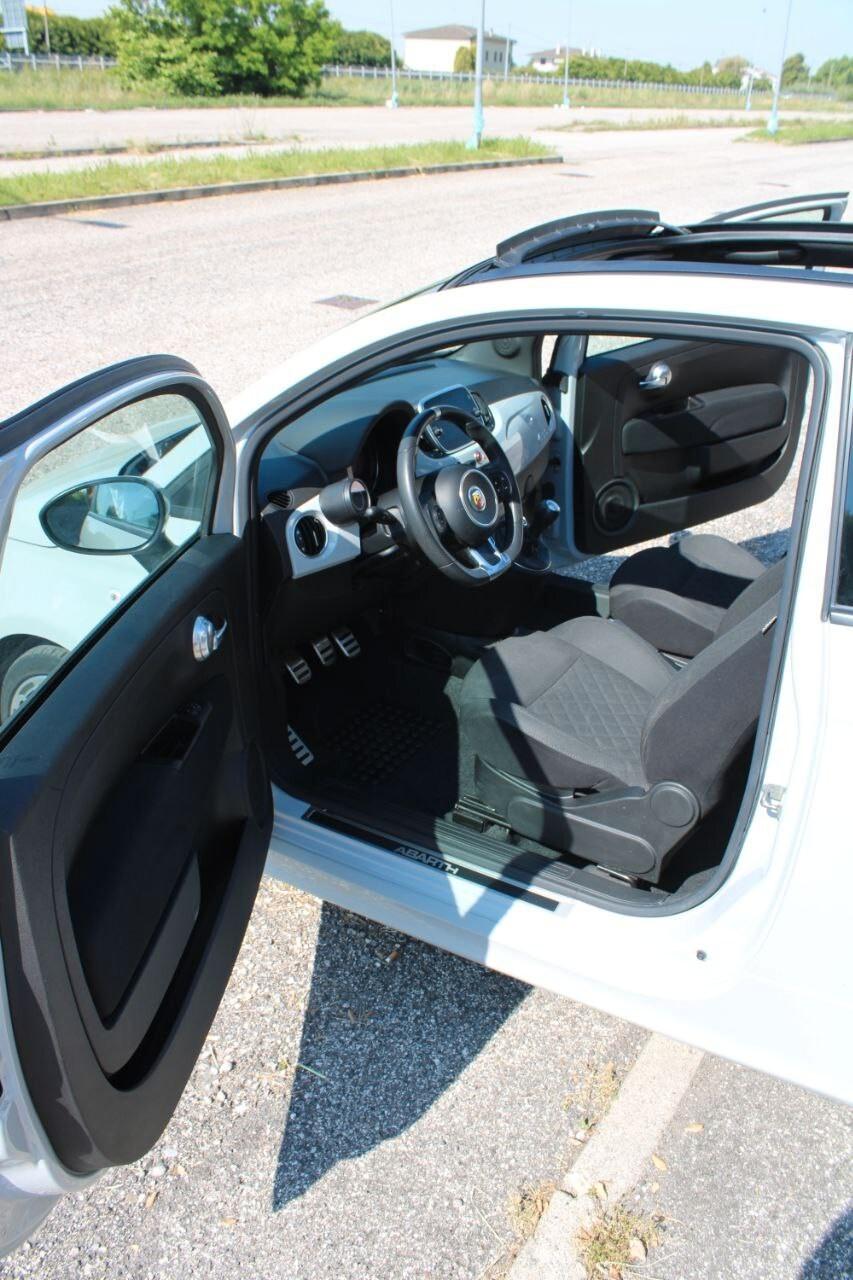 Abarth 595C 1.4 Turbo T-Jet 145 CV