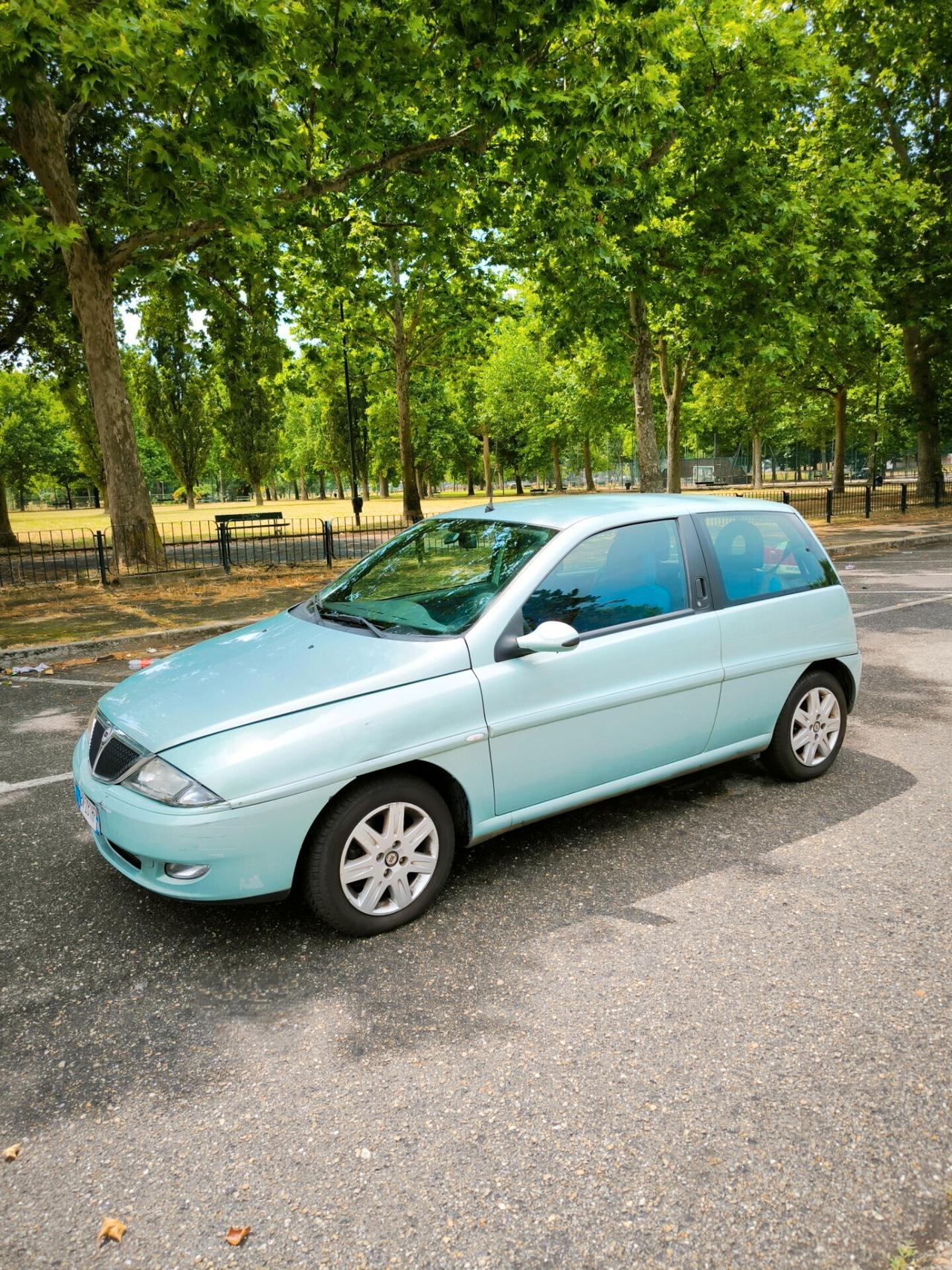 Lancia Y 1.2i 16V cat LX