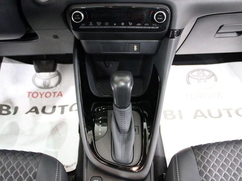 Toyota Yaris 1.5 Hybrid 5 porte Lounge