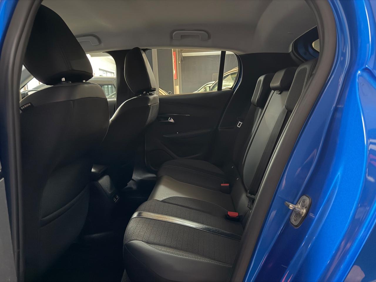 PEUGEOT 208 1.5 BlueHDi (102) S&S Allure 2022