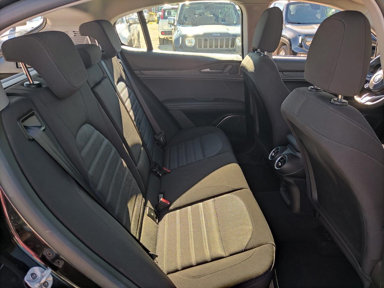 Alfa Romeo Stelvio 2.2 Turbodiesel 190 CV AT8 RWD Business