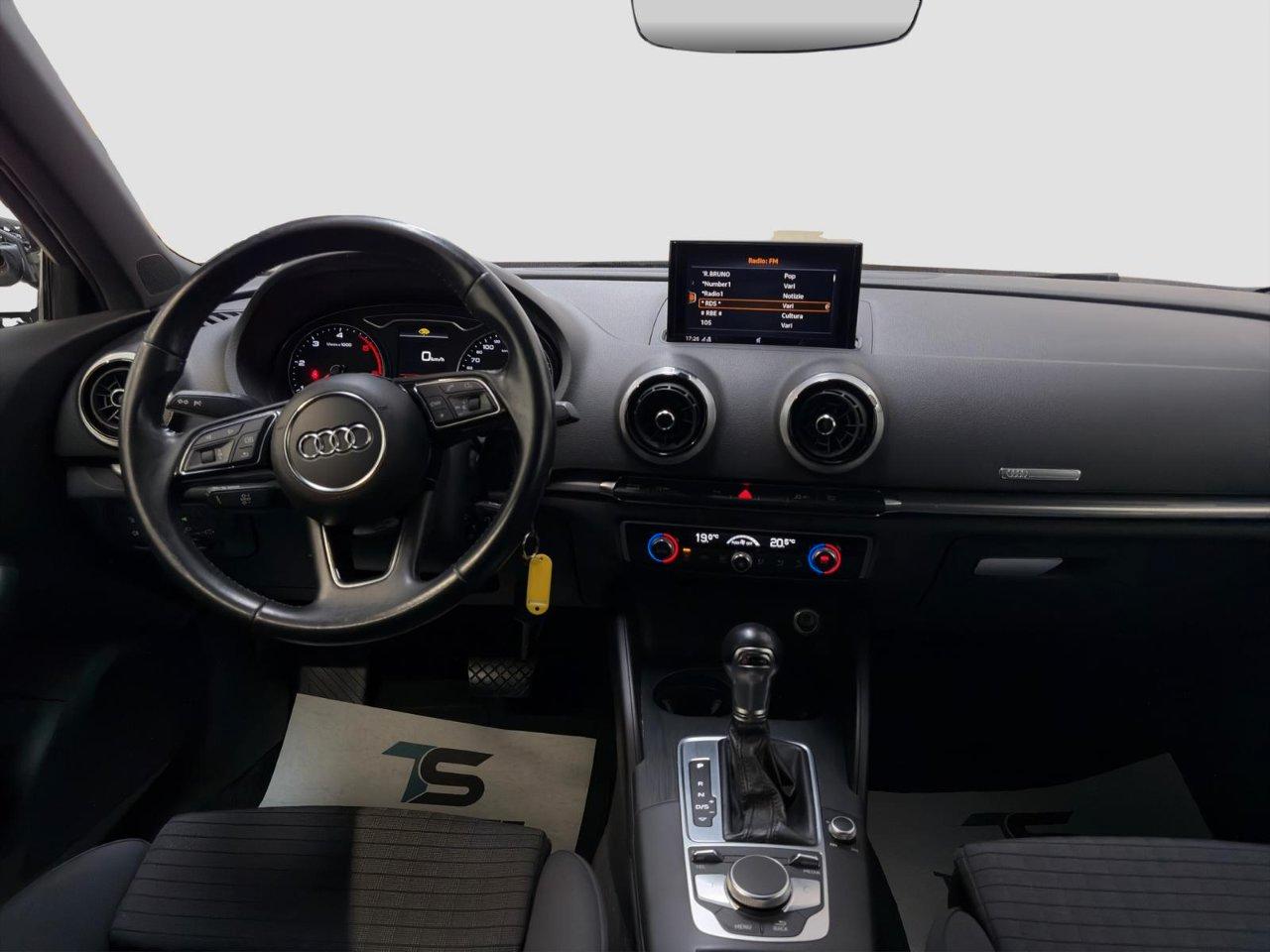 Audi A3 Sportback 30 1.6 tdi Sport 116cv s-tronic
