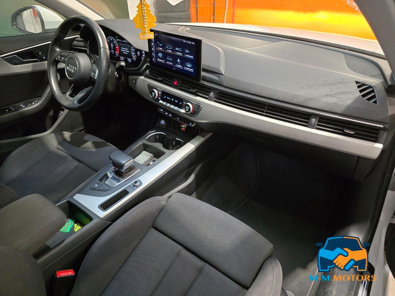 Audi A4 Avant 30 2.0 tdi mhev S Line edition 136cv s-tronic