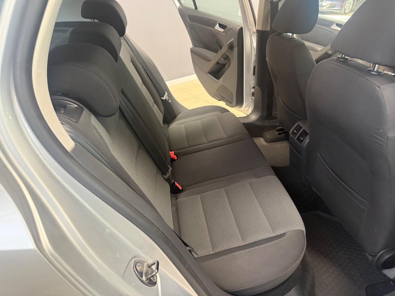 Volkswagen Golf 1.6 TDI DPF 5p. Highline