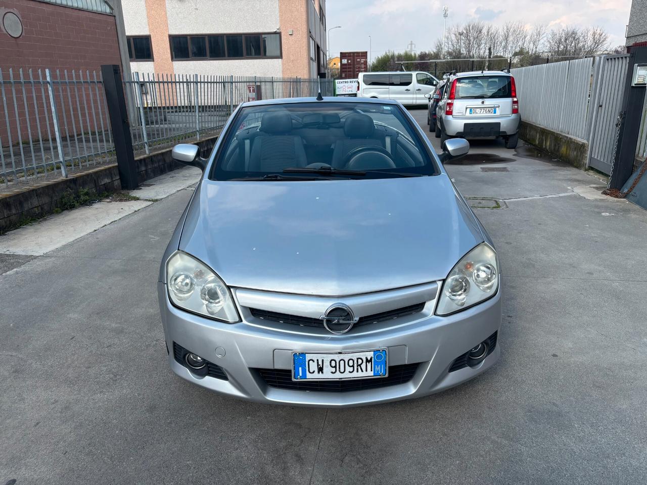 Opel Tigra TwinTop 1.4 16V Sport