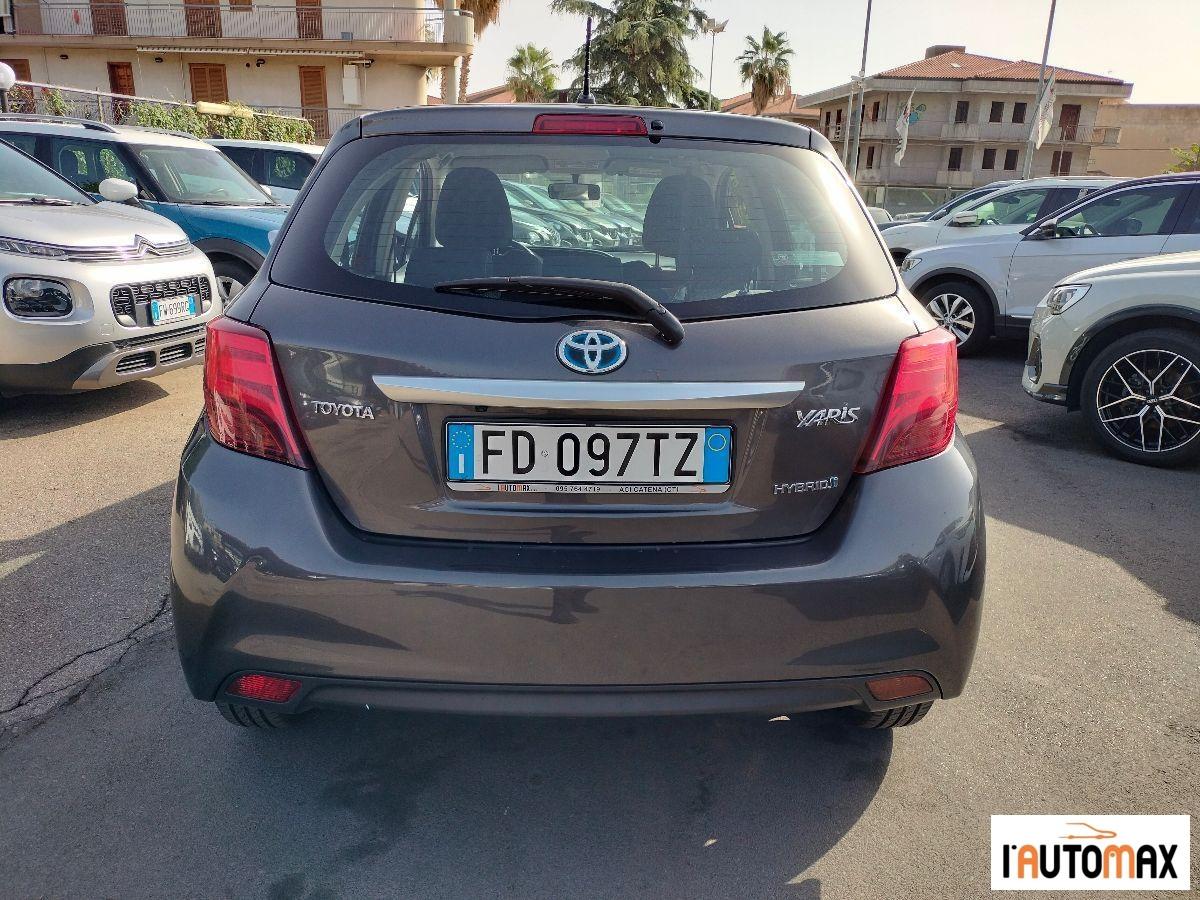 TOYOTA - Yaris 1.5 hybrid Business 5p