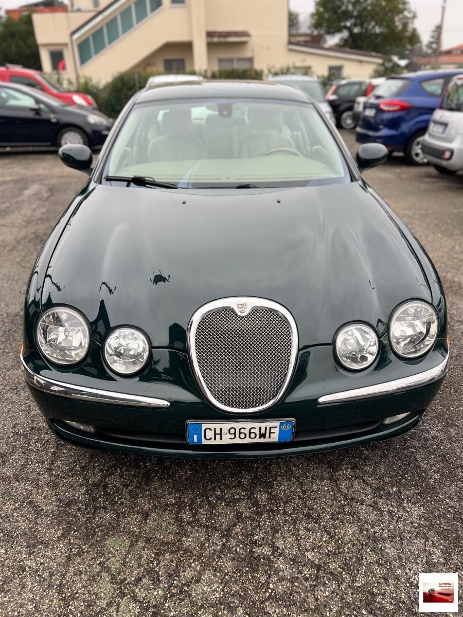 JAGUAR - S-Type - 2.5 V6 24V Executive