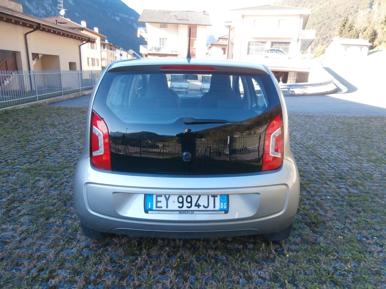 Volkswagen up! 1.0 75 CV 5p. Unico P. 85000km