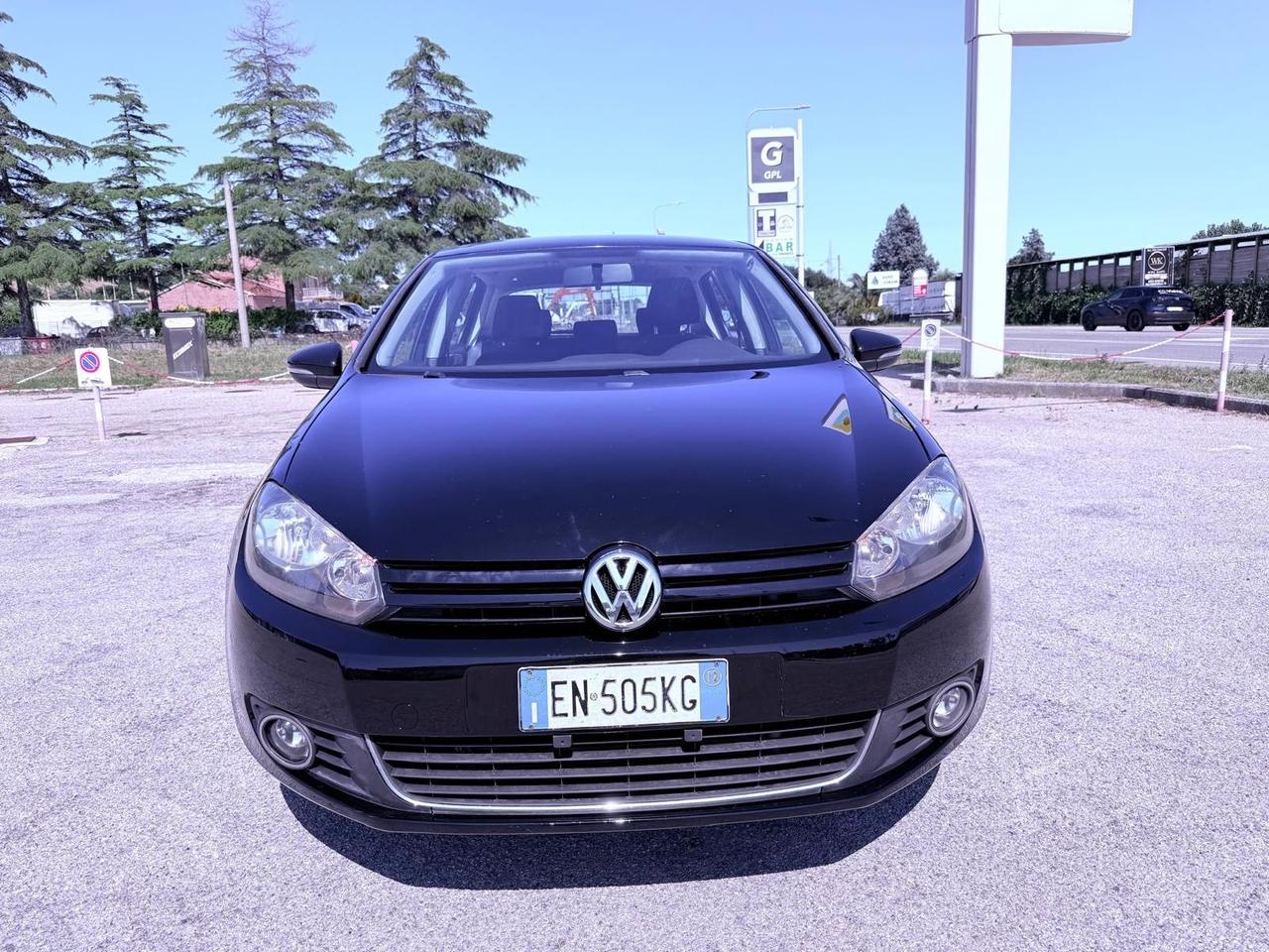 Volkswagen Golf 1.6 TDI DPF 5p. Comfortline Ok neopatentati