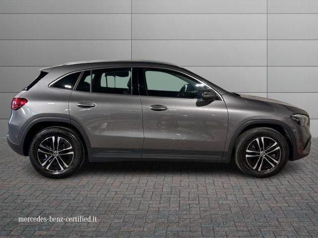 MERCEDES-BENZ GLA 180 d Automatic Advanced