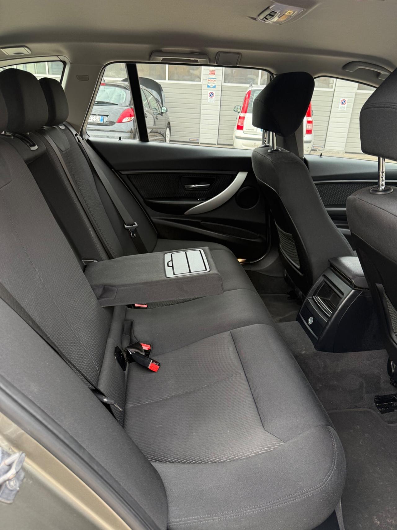 Bmw 318 318d Touring Msport Euro 6