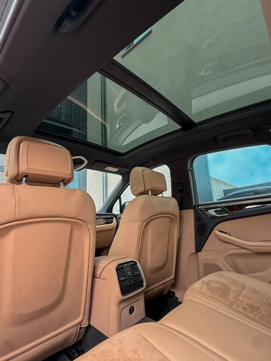 Porsche Macan 2.0 AUTO-NAVI-TETTO