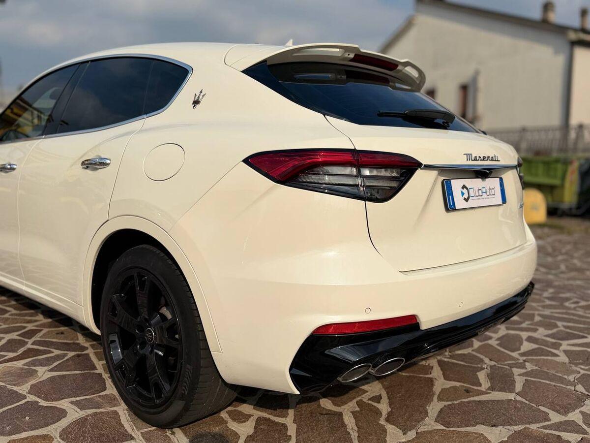 Maserati Levante 3.0 V6 Modena 350cv auto