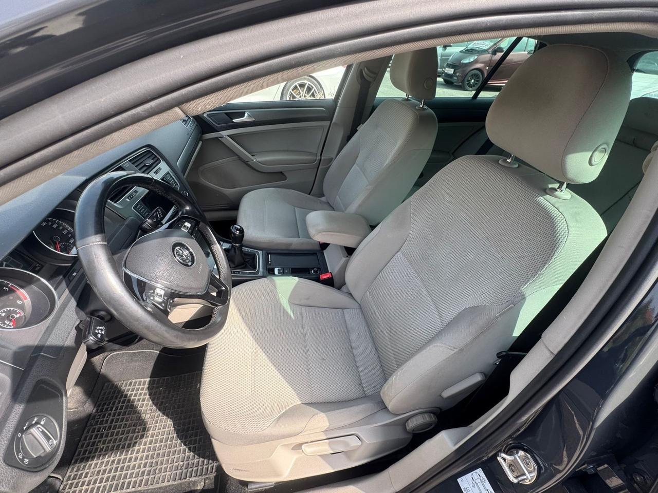 Volkswagen Golf 2.0 TDI DSG 5p. Highline BlueMotion Technology