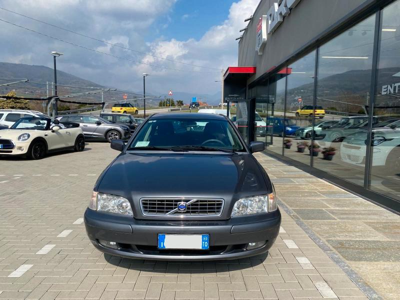 Volvo V40 1.9d 115cv