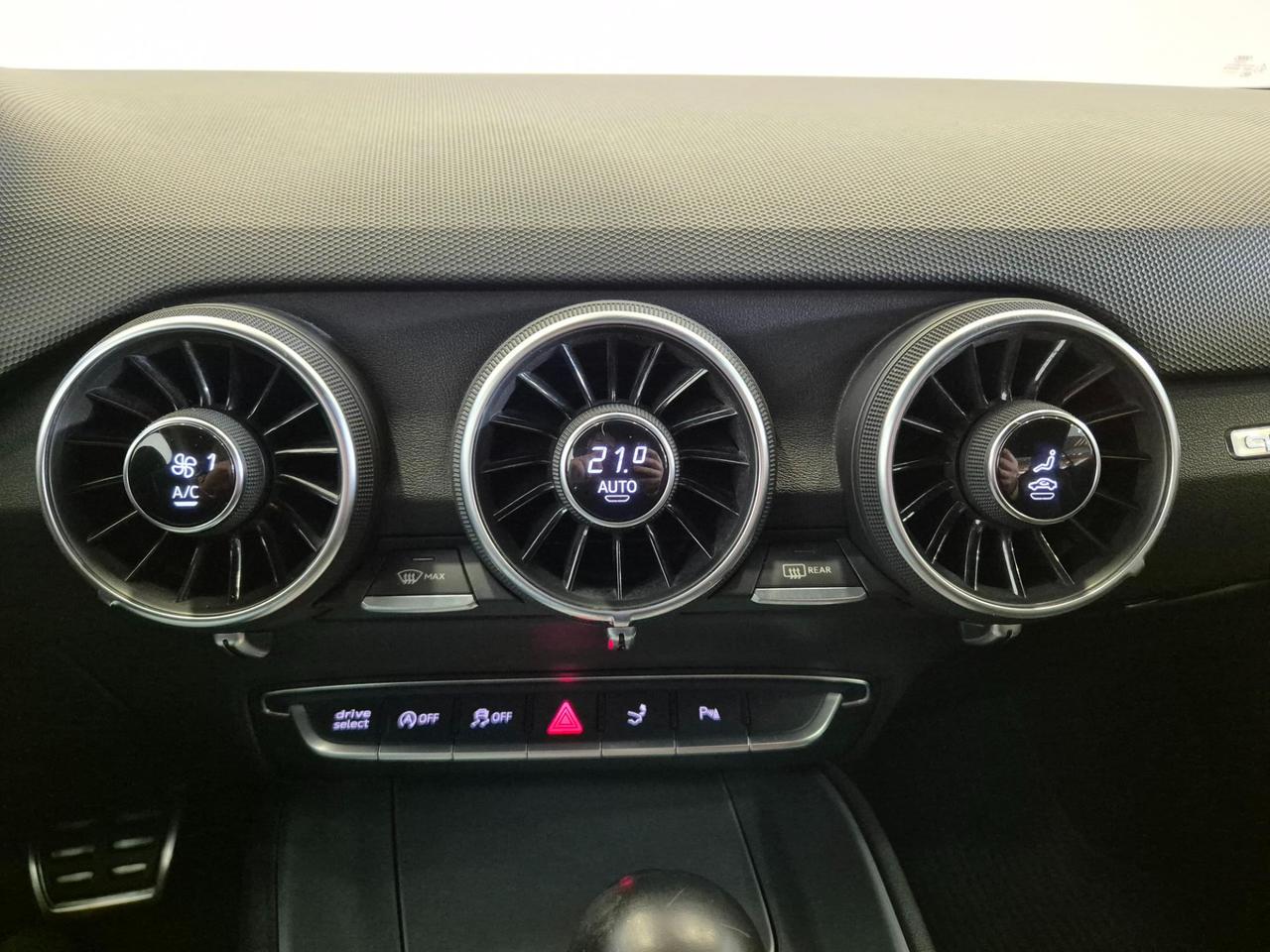 Audi TTS Coupe 2.0 tfsi quattro s-tronic - B&O - Sens. Park. - Lim.